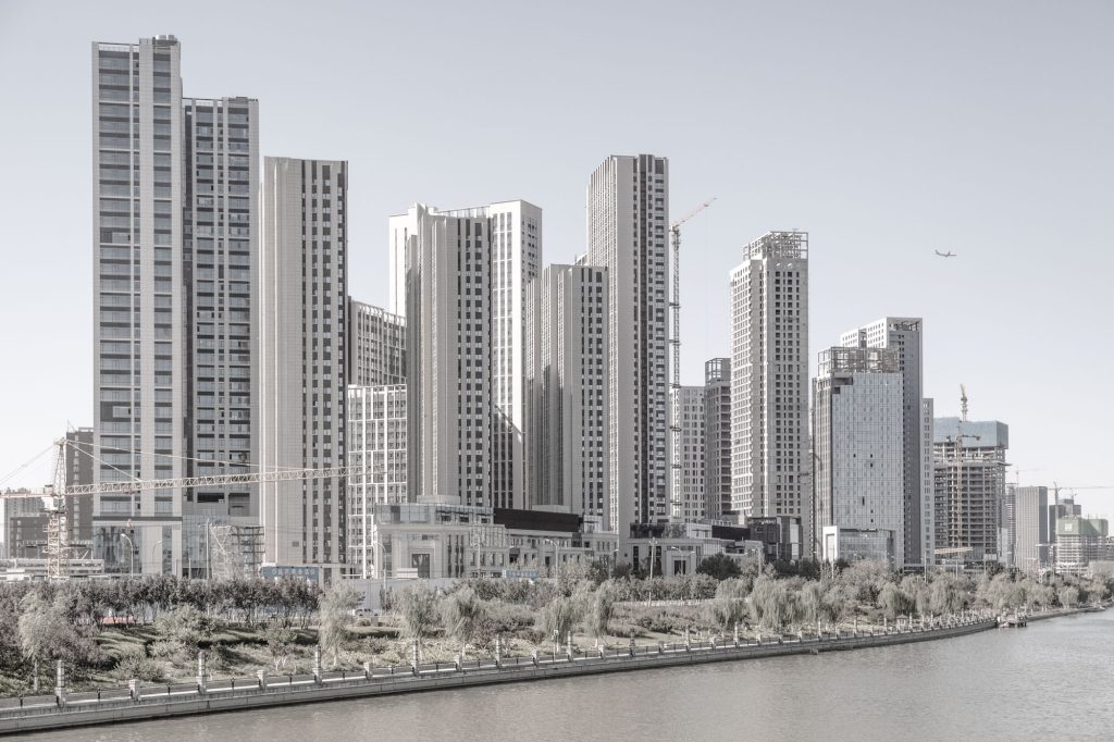 Project Nuovi edifici con aeroplano